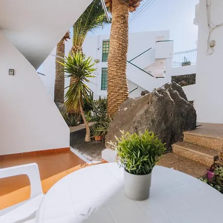 Location In A Great Complex With 300mbps Internet Apartahotel 3*